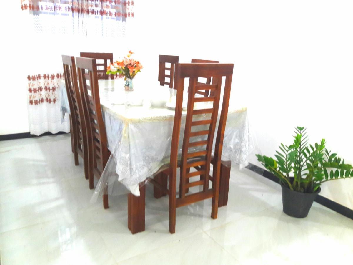 Mango Villa Hikkaduwa Exterior photo